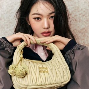 Miu Miu专场 |  甜妹DNA觉醒 爆款ivy托特包$2700
