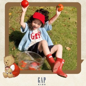 2折起+额外5折+额外8折Gap 大童捡漏局 | 经典连帽外套$8、运动鞋$10、镰刀裤$6.8