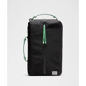 Lululemon首次下折扣区！Fast Track大号包包
