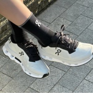 ON 昂跑限时折上折 | 神仙脚感白菜价 Cloud-5 跑鞋$108