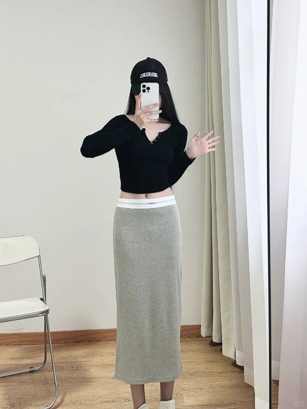 logo边包臀裙