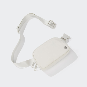$18.22(org $22.78)Pander 平价everywhere斜挎包 评分4.6星 超多颜色啦