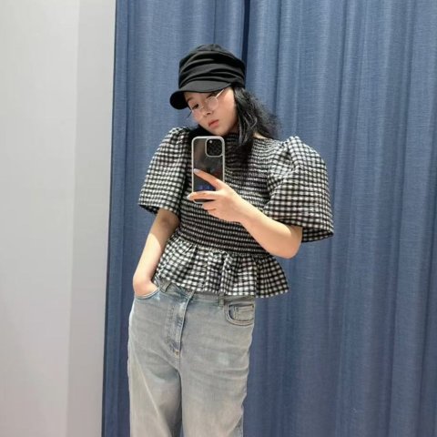 格纹泡泡纱荷叶边上衣