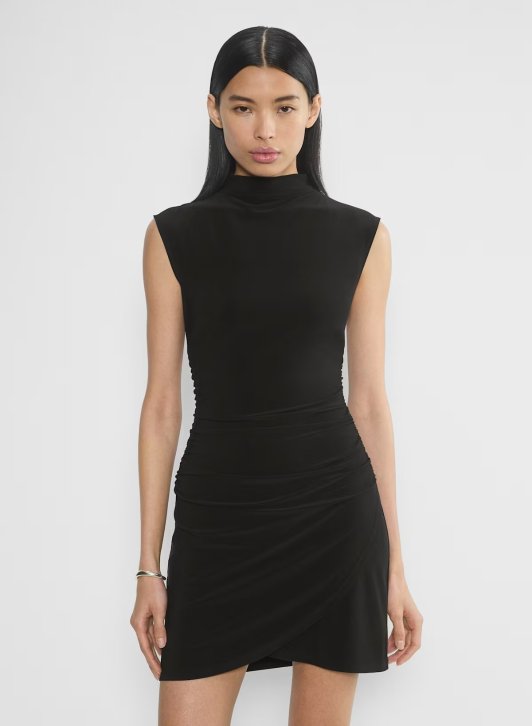 Aritzia 6月折扣区清仓Aritzia 6月折扣区清仓