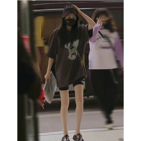 We11done 白鹿同款灰色幻彩小熊T恤 白鹿同款