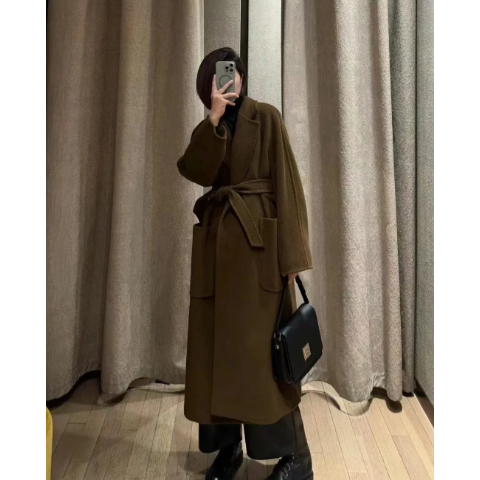 Attuale1234 驼绒裹身大衣