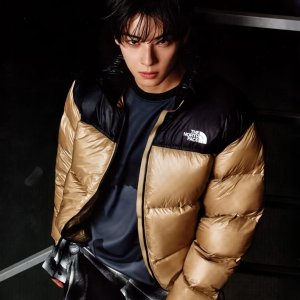 The North Face 经典1996羽绒服$221