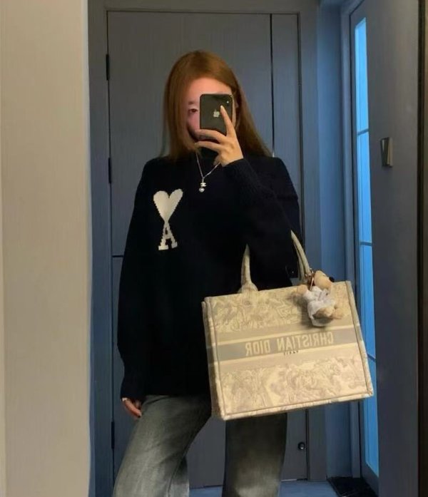 Ami de Coeur 羊驼毛混纺毛衣