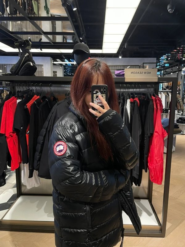 Crofton 黑色连帽羽绒服 大童