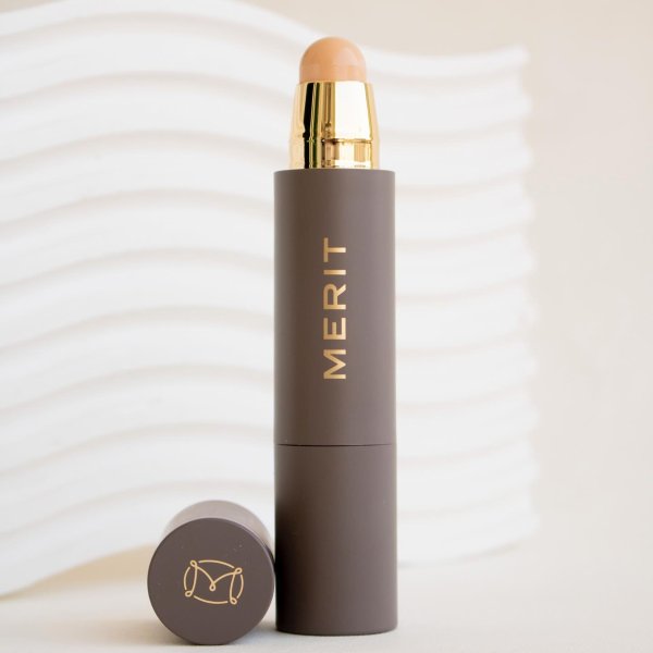 MERIT 遮瑕粉底棒