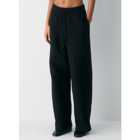 Cozy Sweatfleece 宽松女款卫裤