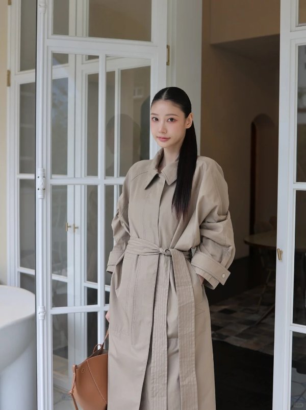 Off-White The Cube 风衣