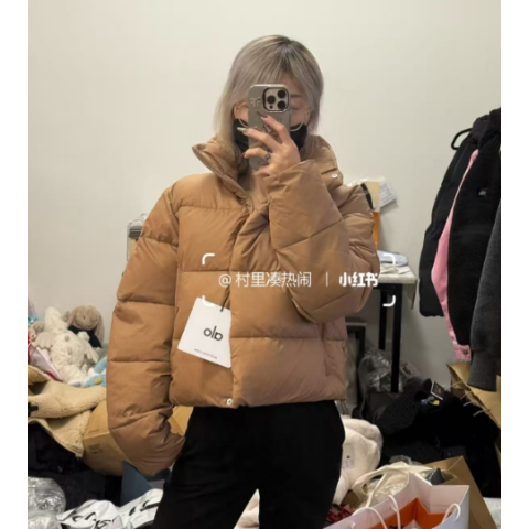 Gold Rush Puffer 羽绒夹克