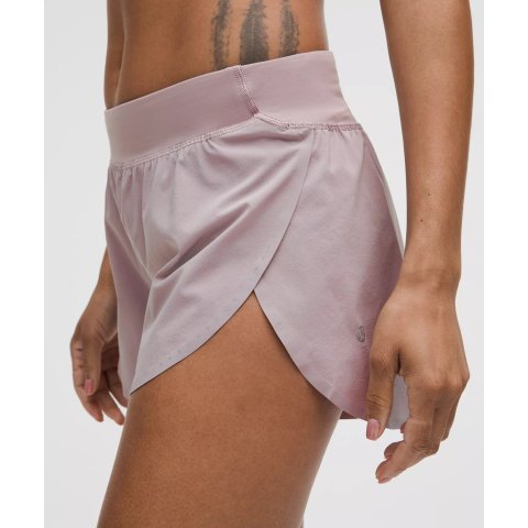 Fast and Free 高腰分叉短裤 3英寸