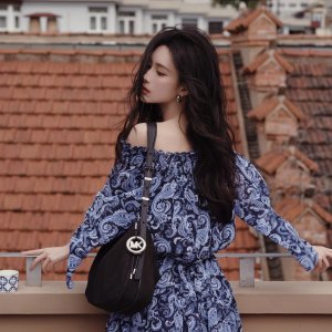 Michael Kors 网一大促开启！大号logo双肩包$82