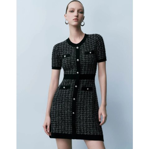 粗呢圆领针织连衣裙