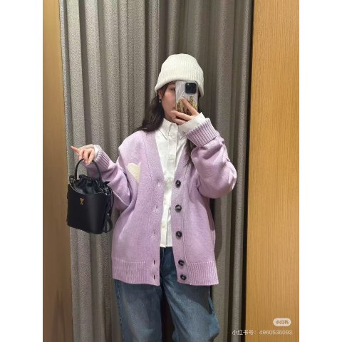 Amide Coeur 紫色羊毛开衫