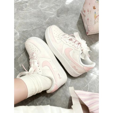  Air Force 1 GS 大童白粉