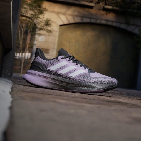 AdidasBounce中底 颜色很特别Ultrarun 5 跑鞋