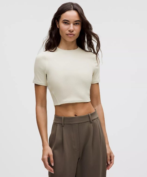 Soft 钥匙孔短袖罗纹衫