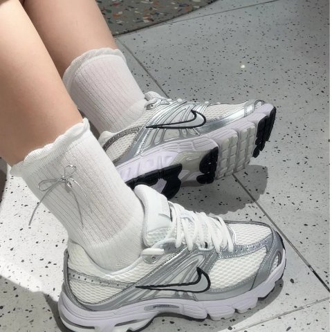 Air Max Moto 2K 运动鞋