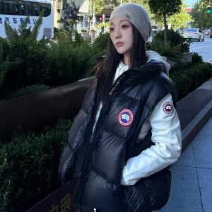 5折起！加拿大鹅马甲$366起