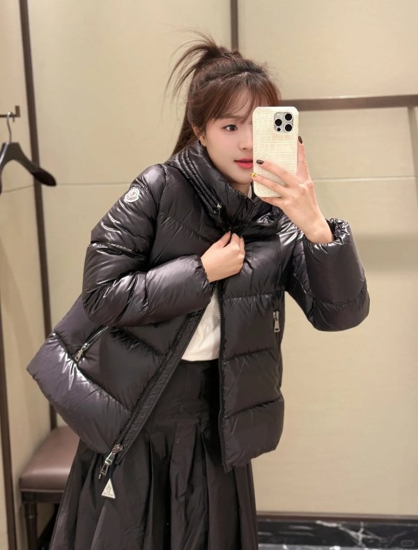 Serittes 连帽羽绒夹克