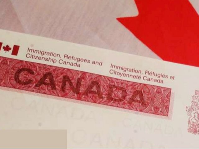 重磅！加拿大将开通“临时转永居”新...