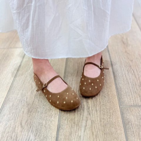 Livia Stud 黑色麂皮玛丽珍