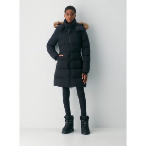 The SuperSnug Puff 中号哑光羽绒服