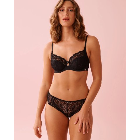 Unlined 全罩杯文胸