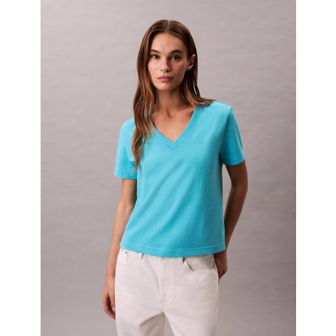 Calvin Klein惊现V领款，好显白的色小标V领T恤