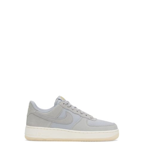 Nike Air Force 1  07 LV8 灰色运动鞋