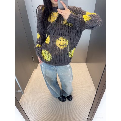 Gray & Yellow 马海毛刺绣毛衣