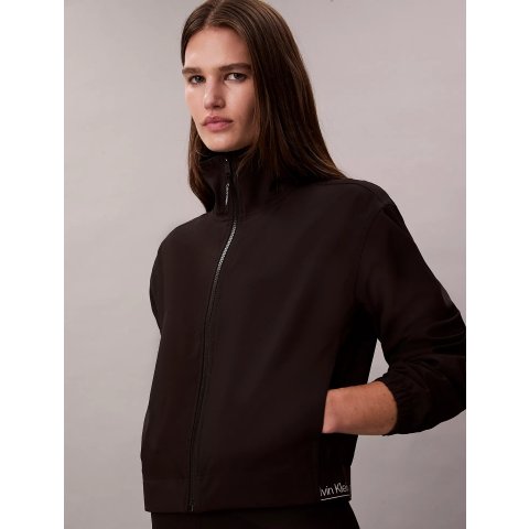 吸湿排汗运动防风夹克