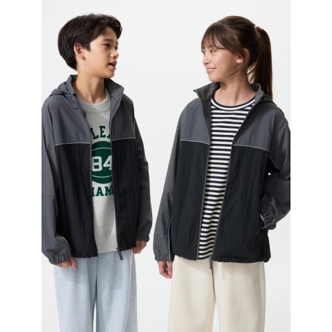 Uniqlo儿童防紫外线连帽衫