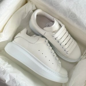 Alexander McQueen小白鞋