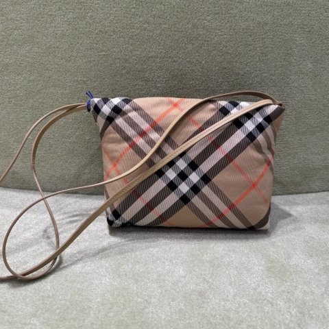 BurberryKids 格纹收纳袋 米色