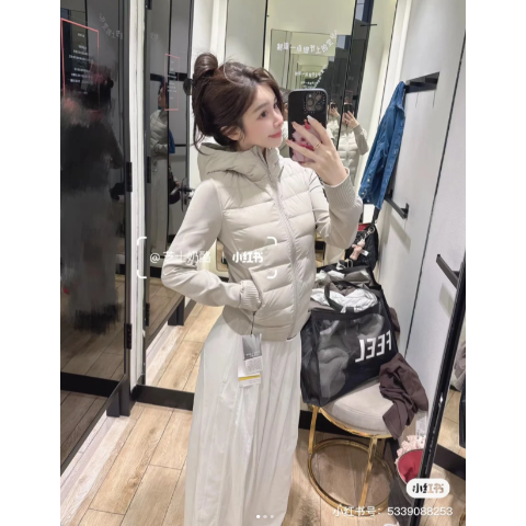 Down and Around 羽绒夹克 700蓬松度