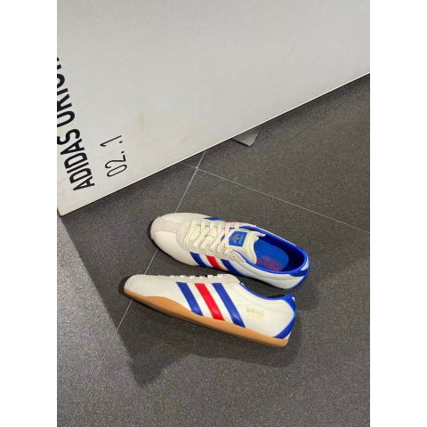 Off-White Tokyo 休闲运动鞋