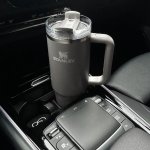 Stanley Quencher 1.18升 捡漏灰色