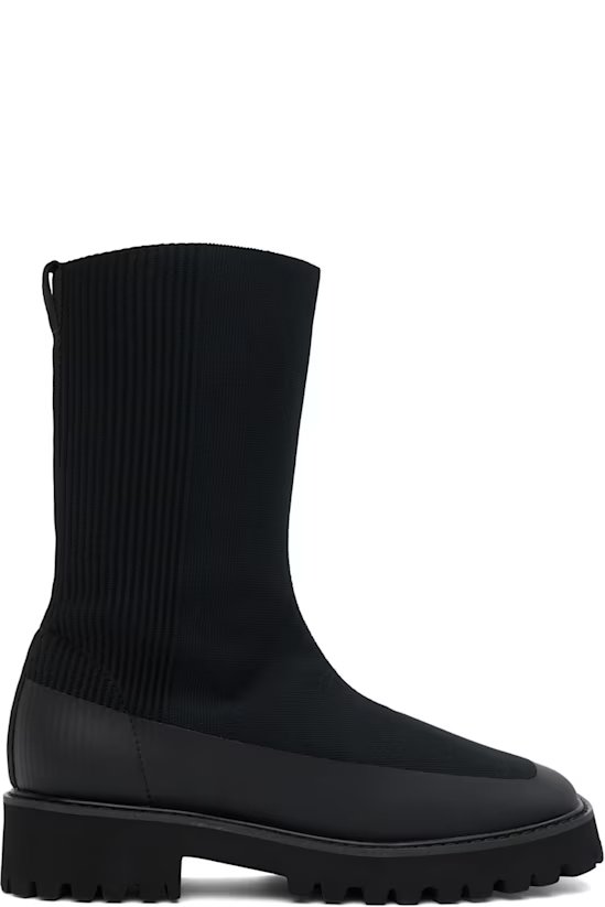 Easy Knit 黑色靴子