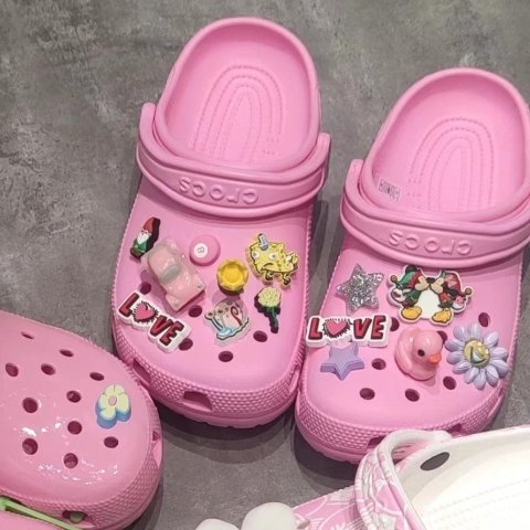 Crocs Classic 经典舒适拖鞋