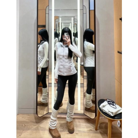 Down for It All 女士羽绒马甲