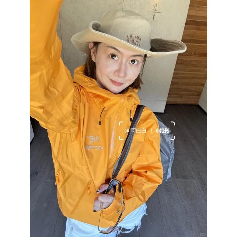 Arc teryx橙黄 @阿白白Beta AR Jacket 女款