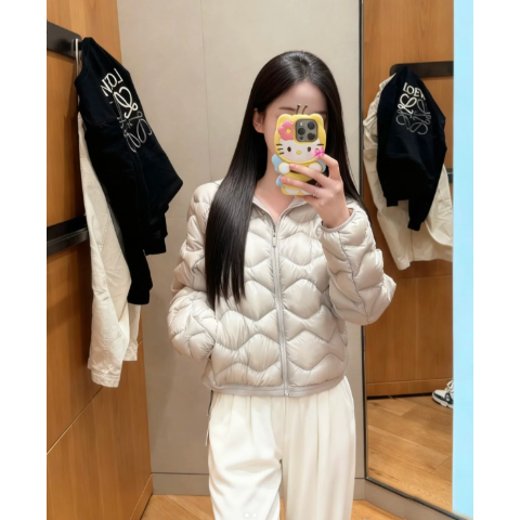 Featherweight 900蓬松度羽绒夹克