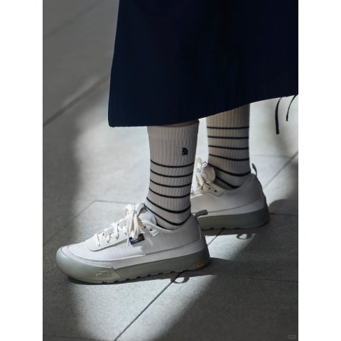 Clyffe 情侣款机能鞋