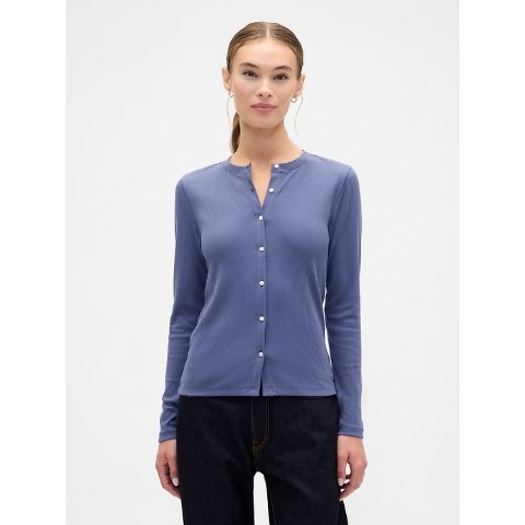 罗纹纽扣上衣