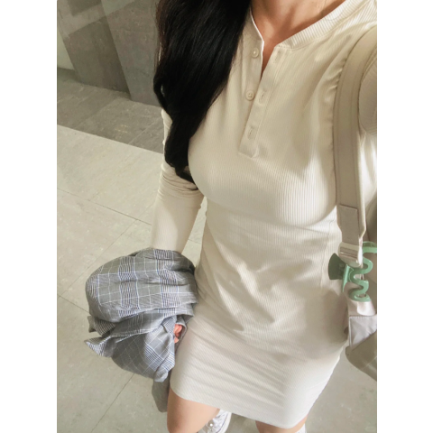 All Aligned 罗纹长袖连衣裙