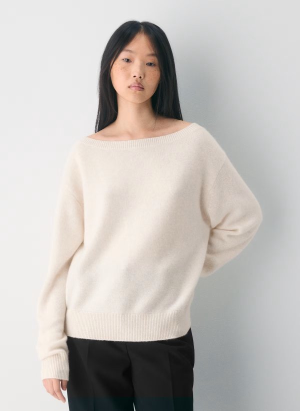 Essential 舒适羊绒一字肩毛衣